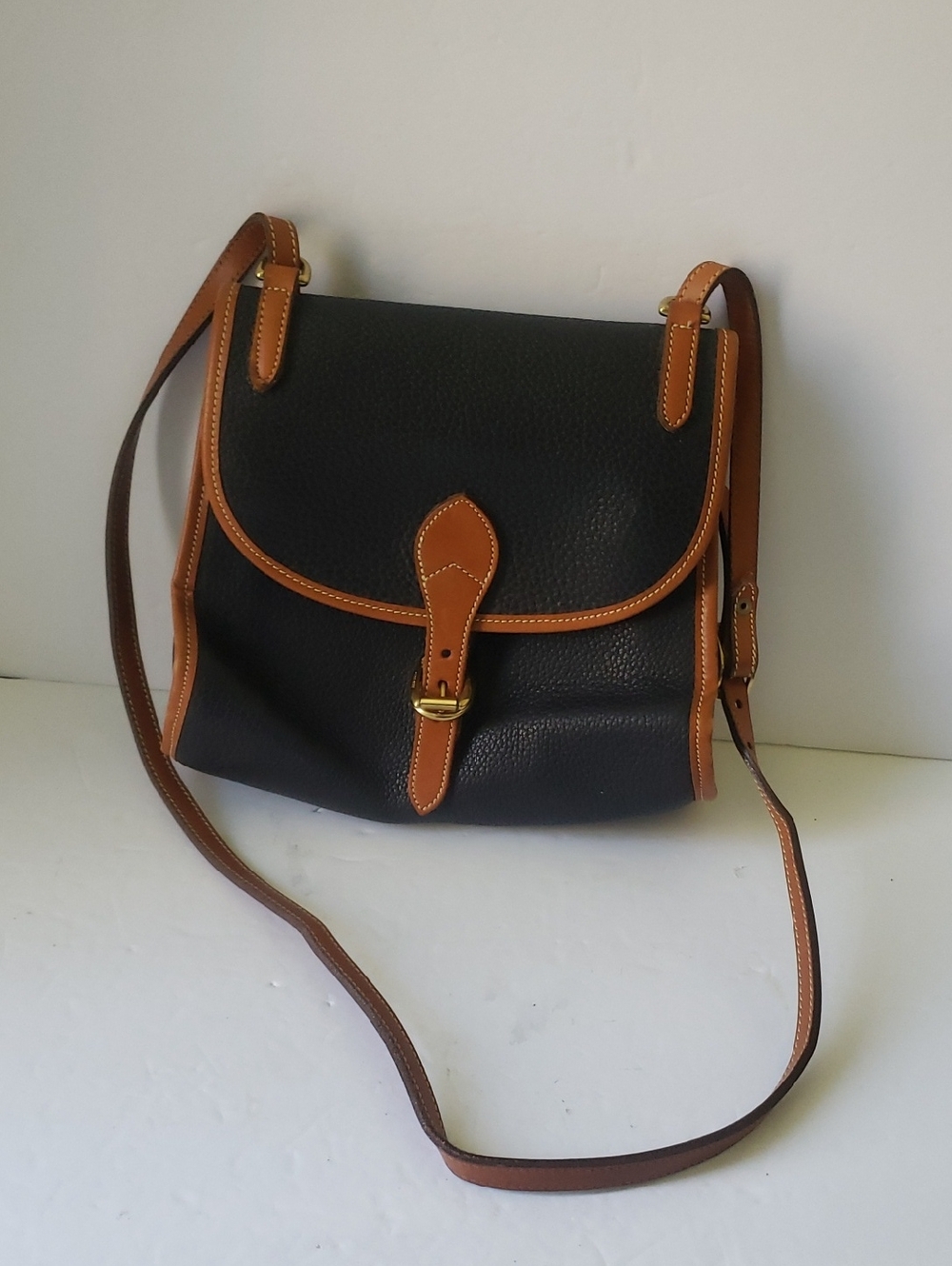 Dooney & Bourke Vintage 1980s Black / Cognac Leather Crossbody Bag